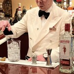 Bar Usquebaugh - 資深調酒師