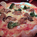 グラッツェ ミッレ 箕面店 - 牡蠣とブロッコリのピッツァ