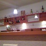 ワイン＆お野菜バル ベジバル - 古い町家を改築した店内