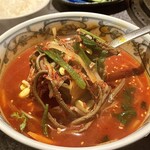 杏樹亭 岸根店 - 「ユッケジャンスープ（税抜￥650）」今回も具沢山…