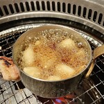 杏樹亭 岸根店 - 「ニンニク焼き（税込￥650）」