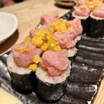 すし酒場 魚あるき - 「トロタク細巻き（税込￥550）×2」