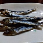 鶴亀 - うるめ丸干し 350円(税込)(2025年3月19日撮影)