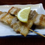 鶴亀 - 豚バラ２本 280円(税込)(2025年3月15日撮影)