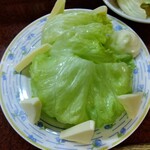 鶴亀 - チーズレタス 300円(税込)(2025年3月15日撮影)