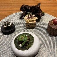 炅 - 