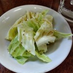 鶴亀 - お通し 200円(税込)(2025年1月25日撮影)