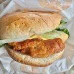 ケンタッキーフライドチキン - 料理写真:チキンフィレバーガー（チェダー入り）
