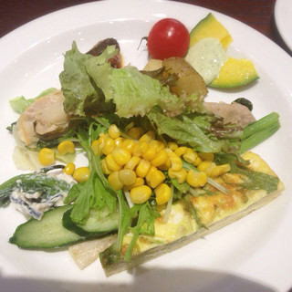 美味しいサラダバー By K Keiko K シナグロ 西武渋谷 Cinagro 渋谷 自然食 食べログ