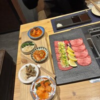 北新地 焼肉 菊地 - 