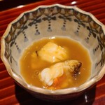 291321061 - ㊲伊勢海老味噌(大分県佐伯梶寄産)掛け伊勢海老(大分県佐伯梶寄産)のしゃぶしゃぶ、伊勢海老(大分県佐伯梶寄産)餡掛け
                        アミノ酸を多く含み、甘みがあり、プリッとした弾力のある食感が楽しめます