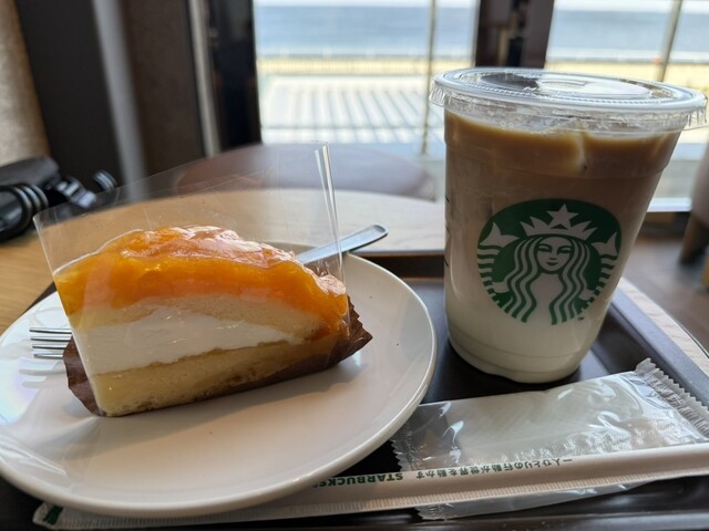 スターバックスコーヒー 横須賀大津店 （STARBUCKS COFFEE） - 京急