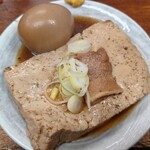 大衆酒場 若林 - 肉豆腐250円•煮玉子100円