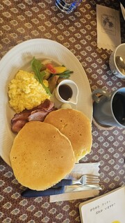 CABOT COVE MUSEUM TERRACE