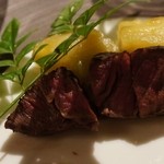 ザ・カワブン・ナゴヤ - ミディアムレアでいただきましたが、ちょっと表面焼きすぎかも。でもめっちゃ美味しかった～＾＾