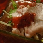 ザ・カワブン・ナゴヤ - 豚の霜降り梅肉添え。