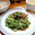 Bamiyan - 牛肉とピーマンのオイスター炒め 629円。