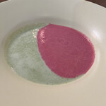 エジプト塩食堂 - 山のスープ　春菊とビーツ