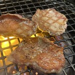 黒毛和牛・生ホルモン まうん - 