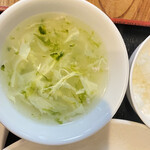 四川菜 恒徳居 - スープとご飯、ご飯少ないし