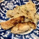 宵ノねこ - 恵那どりと新じゃがいもの粒マスタード焼き