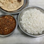 サンバレーホテル - トマトとパニール