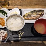 大衆寿司酒場 黒澤商店 - 鯖西京焼き定食 ￥900 