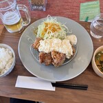 レストラン MIYAKI - チキン南蛮@980円　大きめチキン5個に自家製タルタル最高！