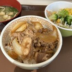 すき家 - 料理写真:牛丼ミニ サラダランチセット