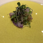 アカトゥーイ - 