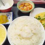 香港屋 - ニラ玉セット