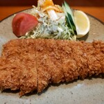 とんかつ とん丸 - レモンはこの形が良い