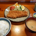 とんかつ とん丸 - 王道のとんかつ定食