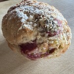 エジプト塩食堂 - 持ち帰りのマフィン　ベリーとカルダモン　400円