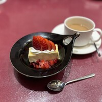 神戸牛ステーキ&カフェ ノーブルウルス 三宮店 - 