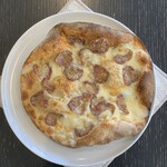 Trattoria La Padella - 自家製サラミのピザ(テイクアウト可)