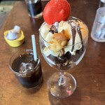 Kitchen TOMCAT - 自家製アイス、アイスコーヒー