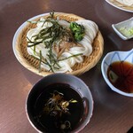 岩戸屋 - ざるうどん普通盛り