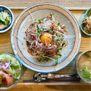 カフェアンドスペーストイロ_0