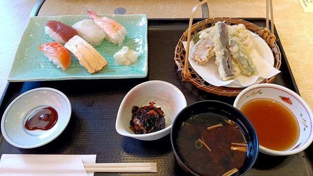 Washoku Sato Shin Oomiya Ten photo 5