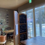 donopan - 入り口方面