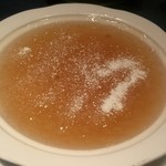 中国薬膳料理 星福 - 真珠粉入りフカヒレのスープ
