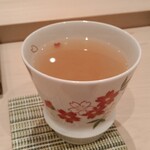 鮨 銀座 おのでら - 完熟もも酒お湯割り