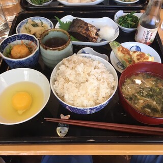 ももんち 口コミ一覧 : ごはんや ももんち - 花隈/食堂 [食べログ]