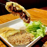 野毛ビストロZIPスタンド - 20250313メンチ　オランデーズソース935円②