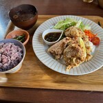 CARI cafe - 