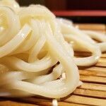 銀座 木屋 - うどんの表情。