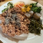 手当て+かふぇ ゆとりろん - 