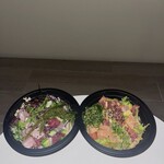 Maguro Spot - 左がハワイアン、右がスパイシースパイシー？だったと思う