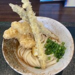 手打ちうどん 侑 - 1番人気の侑一(むくいち)うどん。今回の注文は冷やしにて。